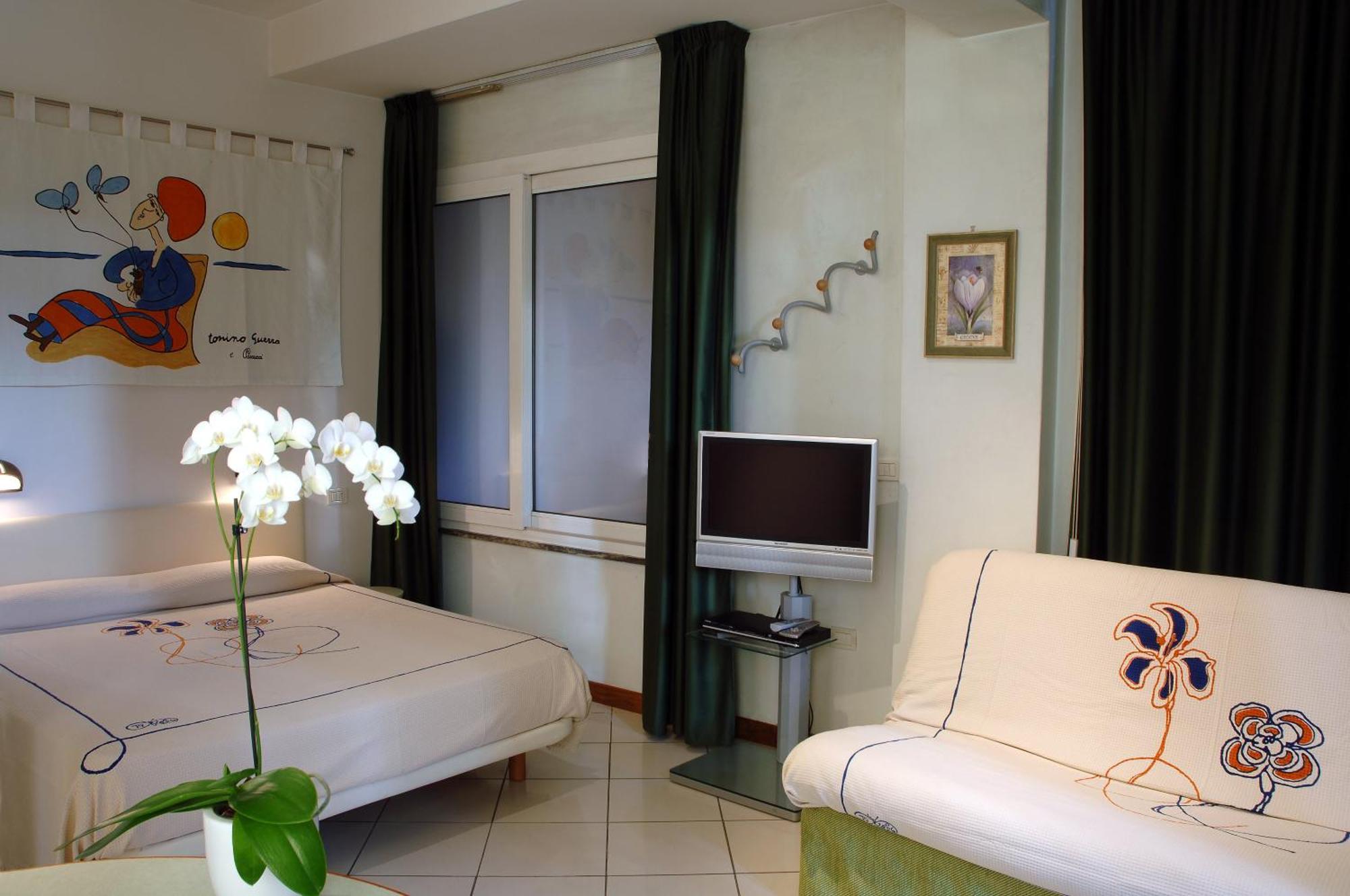 Hotel Eros Residence Cervia Buitenkant foto
