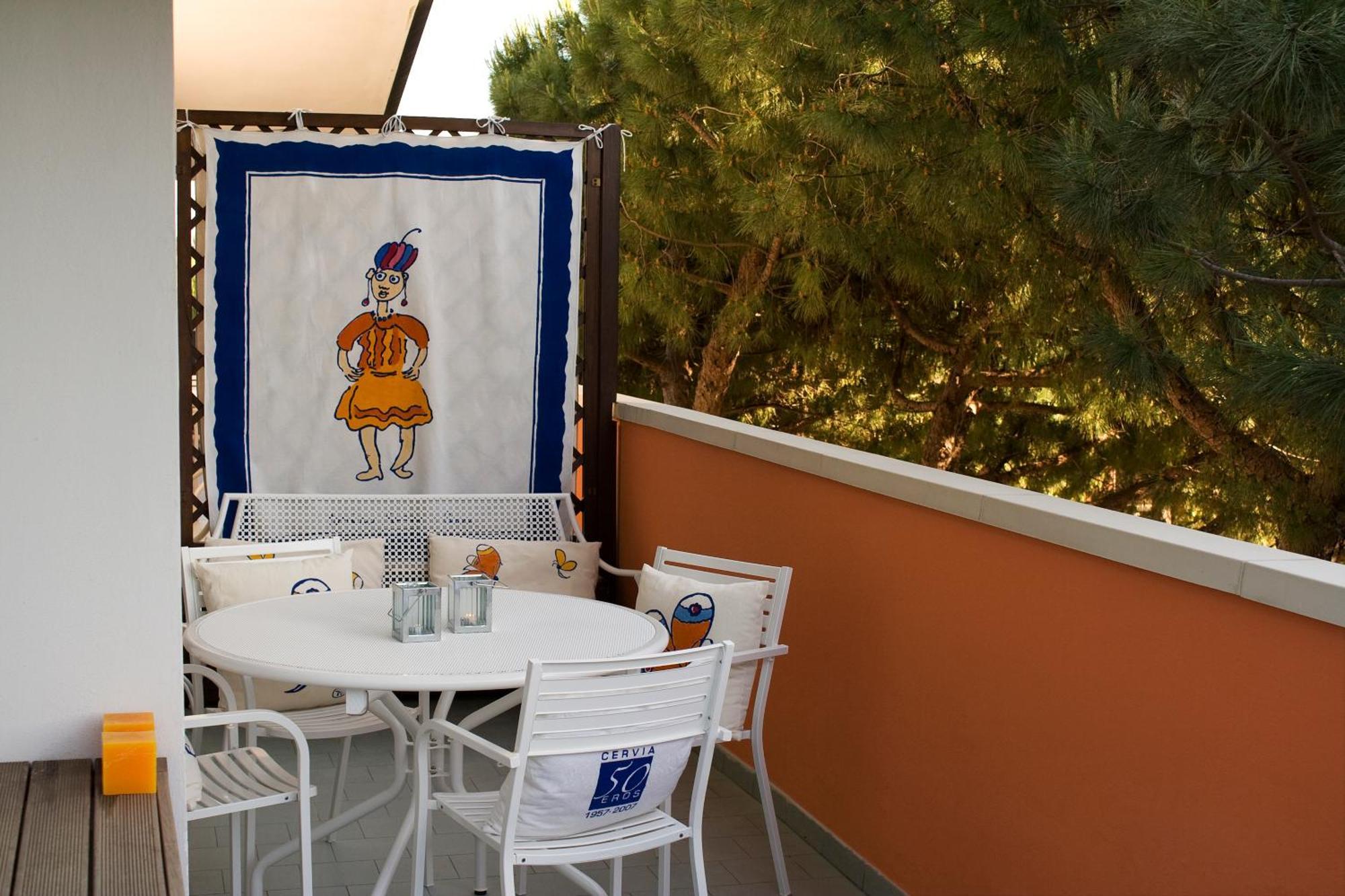 Hotel Eros Residence Cervia Buitenkant foto