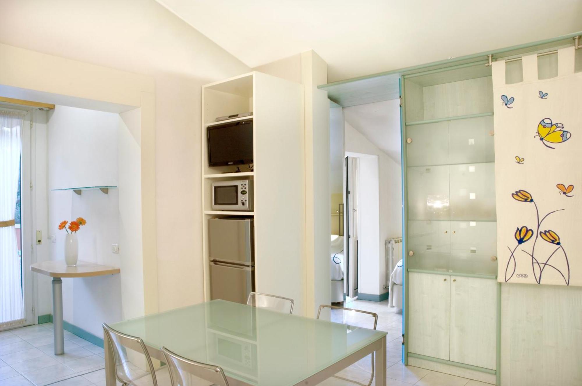 Hotel Eros Residence Cervia Buitenkant foto